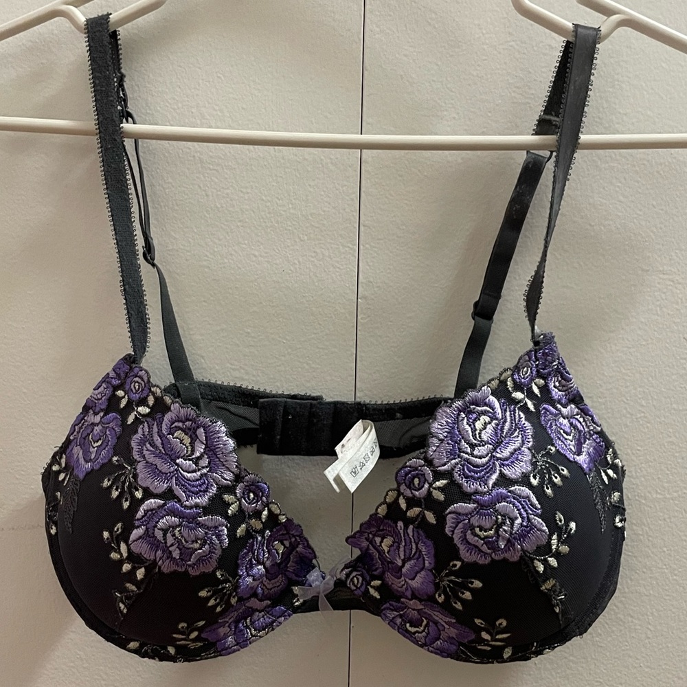 Grey lace push up bra